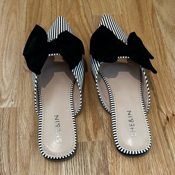 Shein Women’s Black/White Striped Slip on Flats Size 8.5 NWOT - Picture 2 of 5
